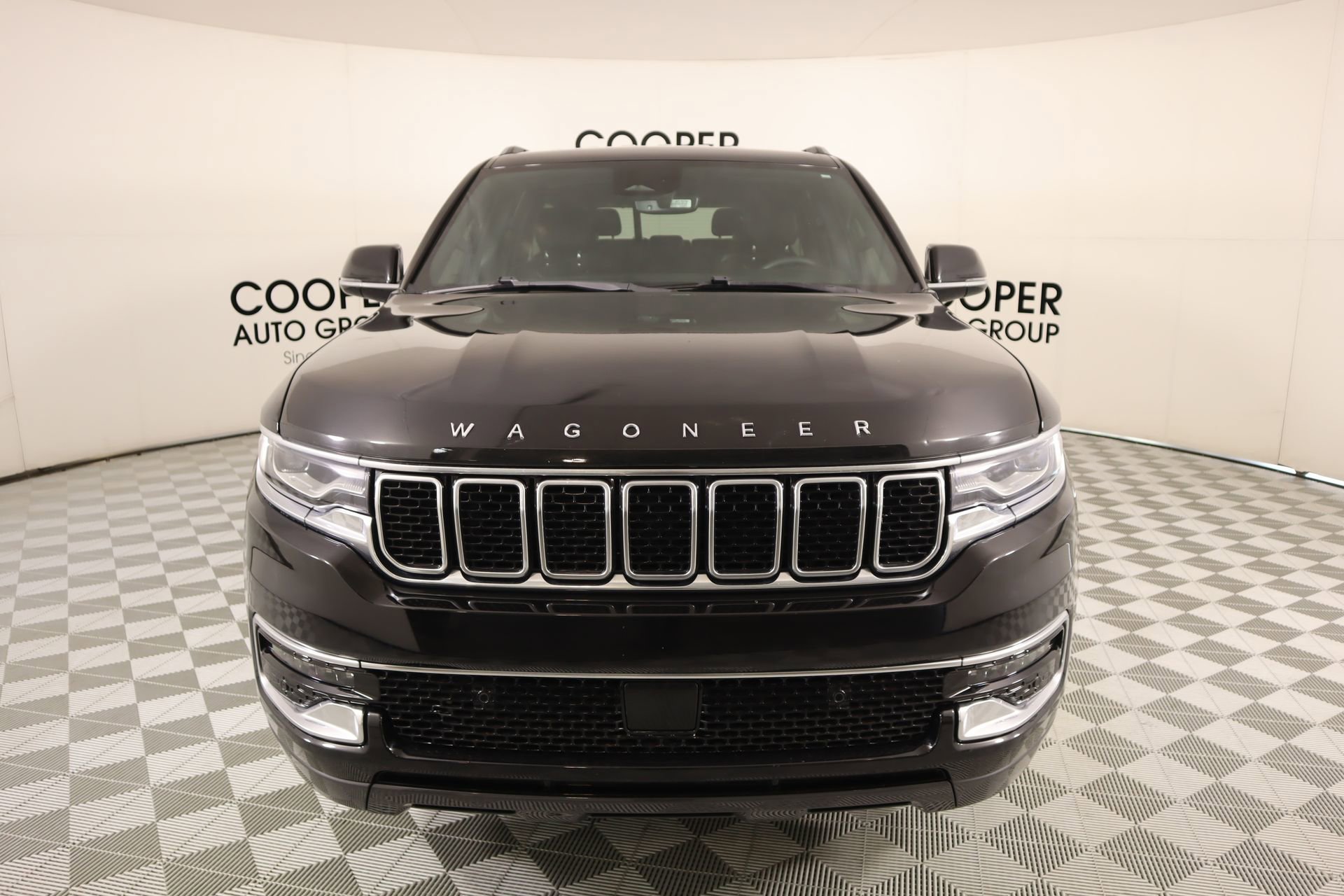 Used 2022 Jeep Wagoneer Series I RWD image 10