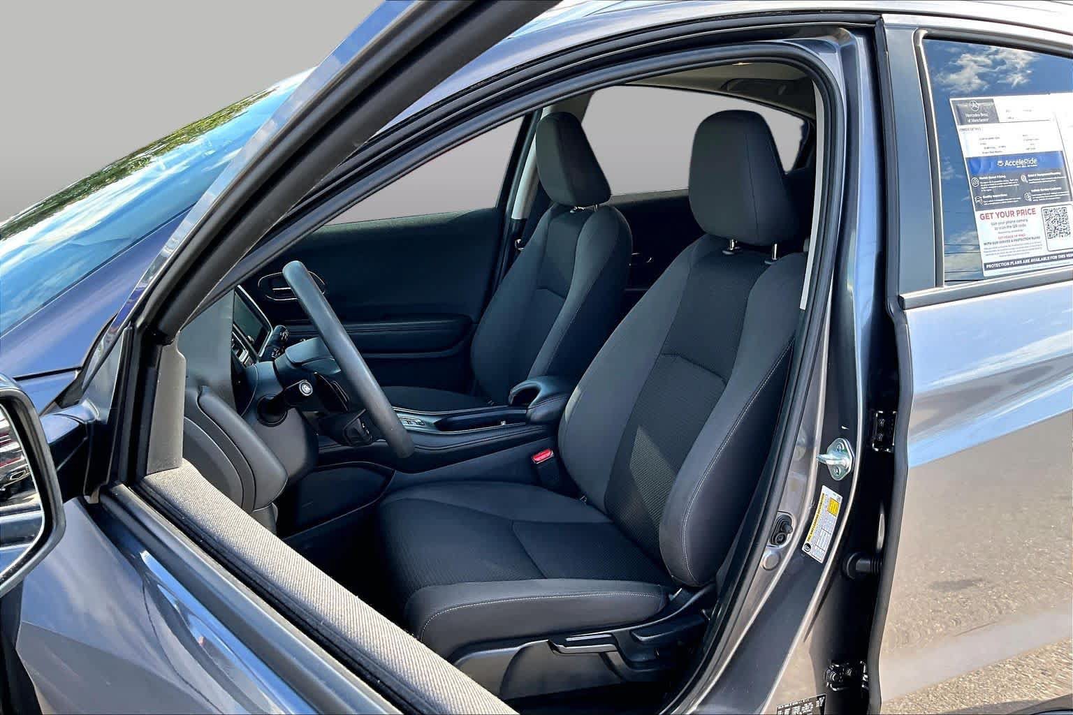 Used 2022 Honda HR-V EX image 9