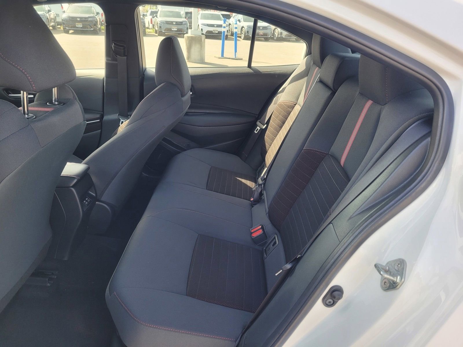 Used 2024 Toyota Corolla SE w/ SE Package image 12