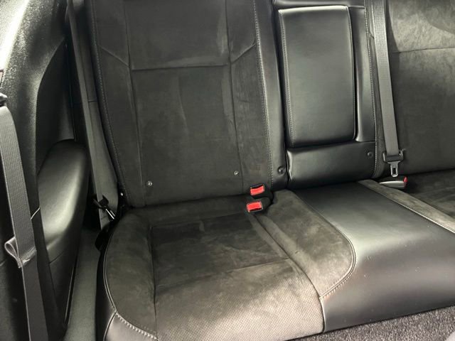 Used 2016 Dodge Challenger R/T Scat Pack RWD image 23