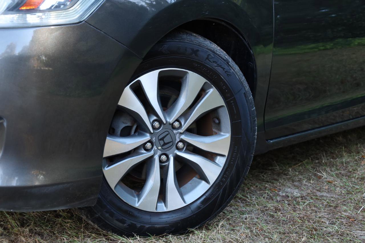 Used 2013 Honda Accord LX image 7