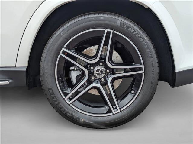 New 2026 Mercedes-Benz GLS 450 4MATIC image 9