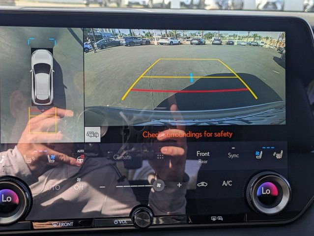 Used 2025 Lexus RX 450h AWD w/ Convenience Package image 24