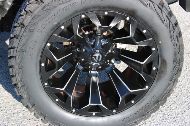 Used 2018 Jeep Wrangler Unlimited Sport w/ Connectivity Group image 15