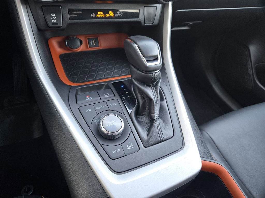 Used 2023 Toyota RAV4 Adventure image 14