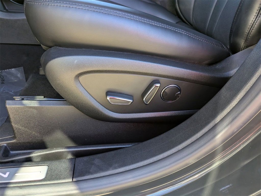 Certified 2023 Lincoln Nautilus Reserve image 14