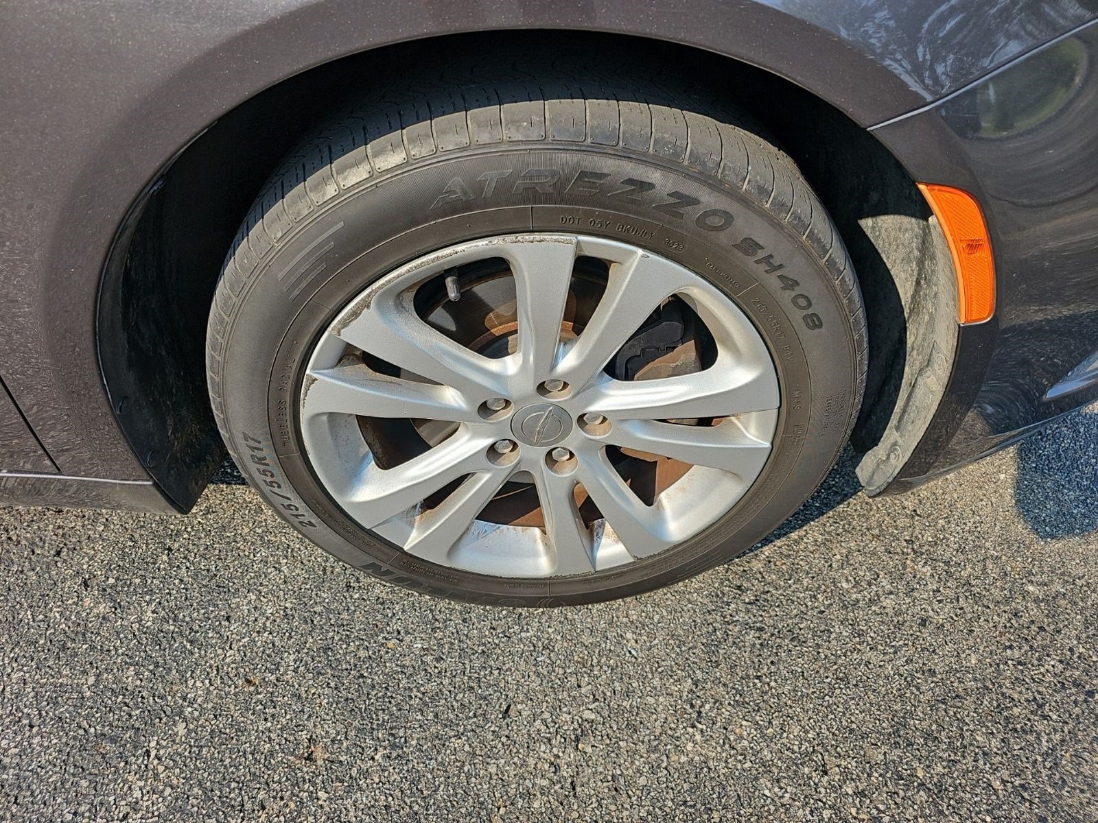 Used 2015 Chrysler 200 Limited FWD image 10