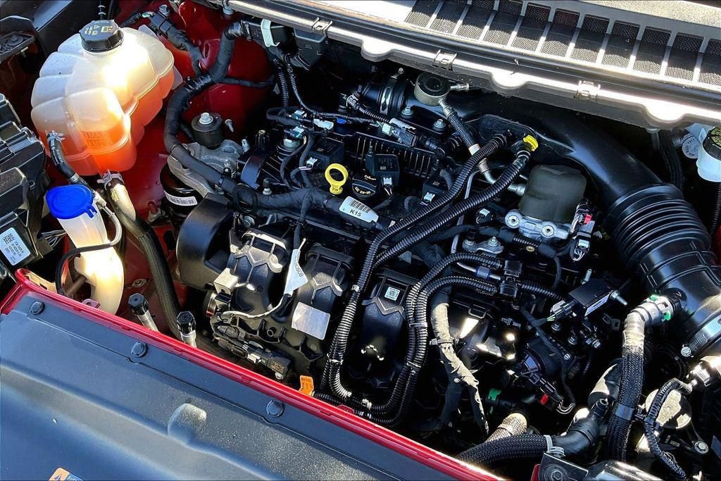 Used 2019 Ford Edge Titanium w/ Equipment Group 301A image 34