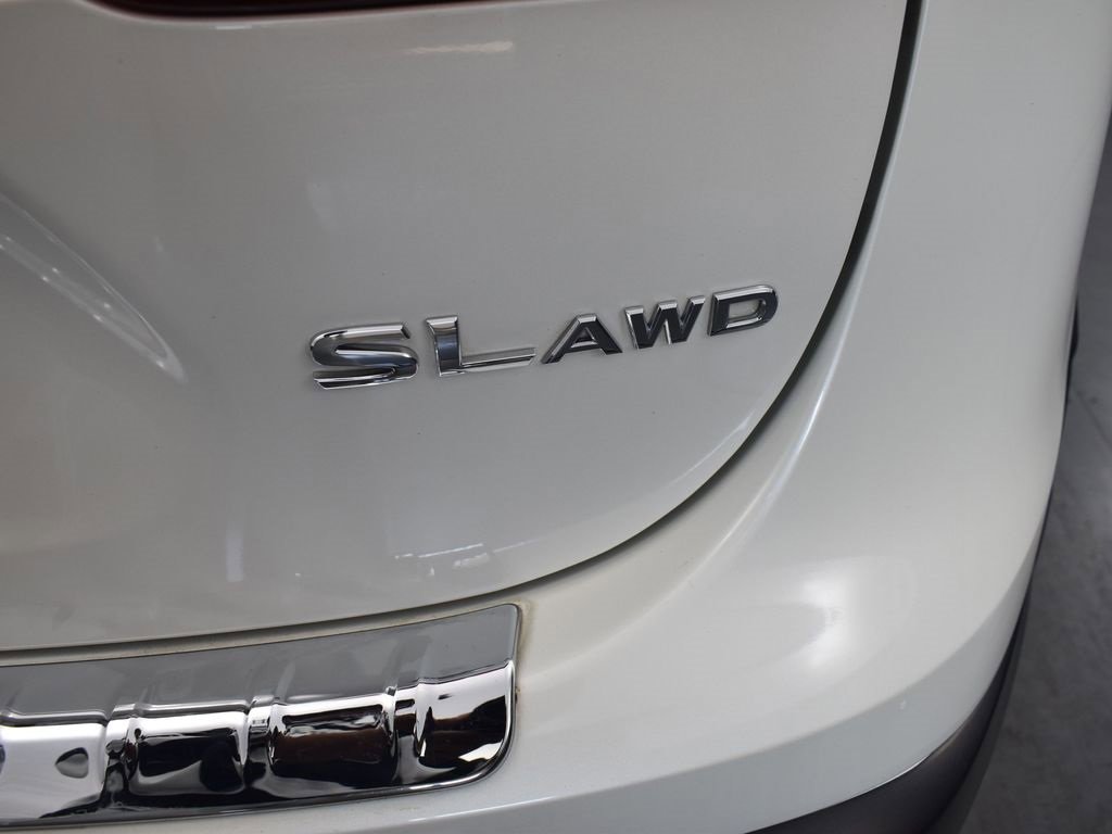 Used 2022 Nissan Rogue Sport SL image 16