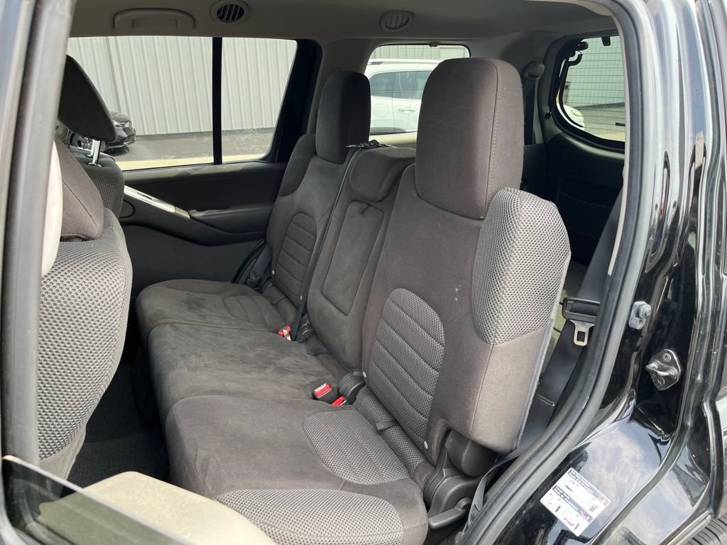 Used 2012 Nissan Pathfinder SV AWD/4WD image 22