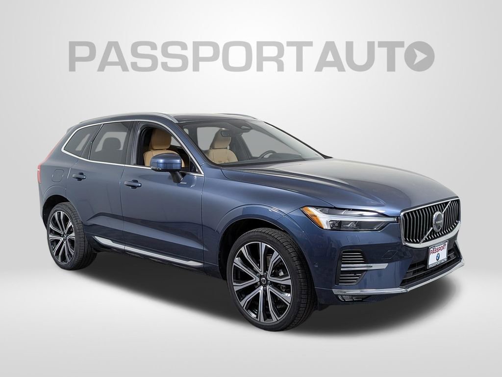 Used 2023 Volvo XC60 B5 Ultimate w/ Climate Package image 9