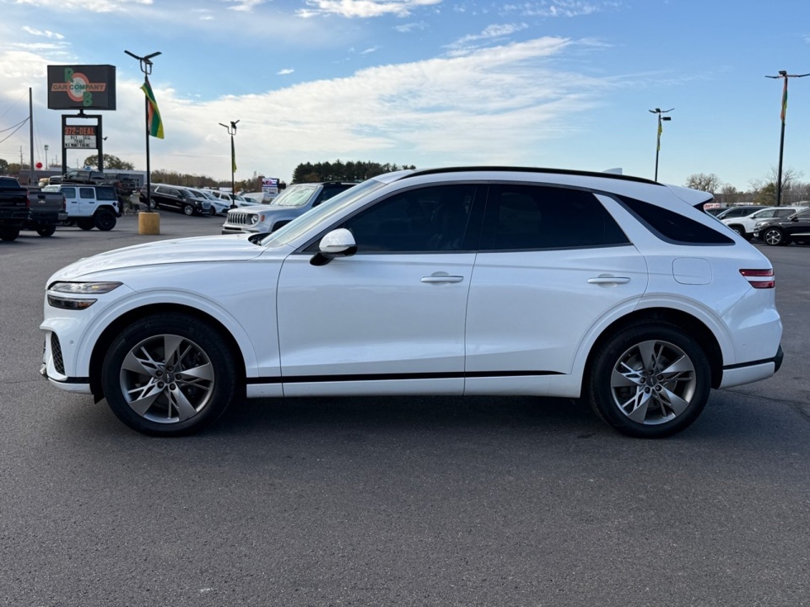 Used 2022 Genesis GV70 3.5T Sport w/ Sport Advanced Package AWD/4WD image 5