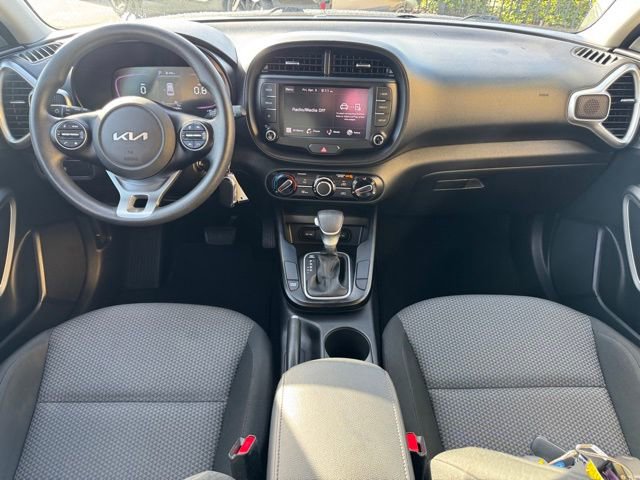 Certified 2023 Kia Soul LX w/ LX Technology Package image 16