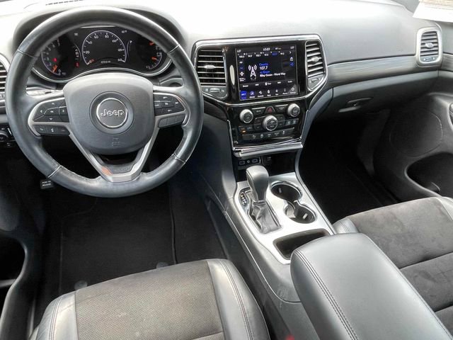 Used 2020 Jeep Grand Cherokee Altitude AWD/4WD image 2