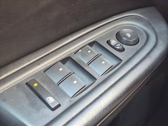 Used 2015 GMC Acadia SLE FWD image 11