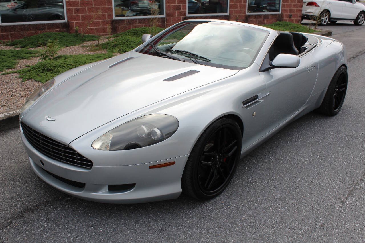 Used 2006 Aston Martin DB9 Volante RWD image 2