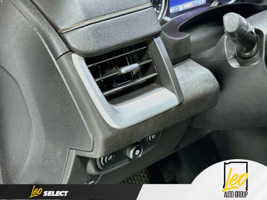 Used 2020 GMC Terrain SLT w/ Preferred Package FWD image 12