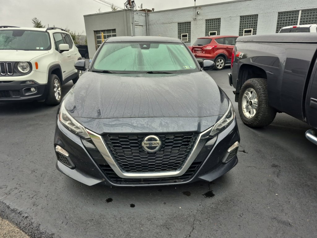 Used 2022 Nissan Altima 2.5 SV FWD image 2