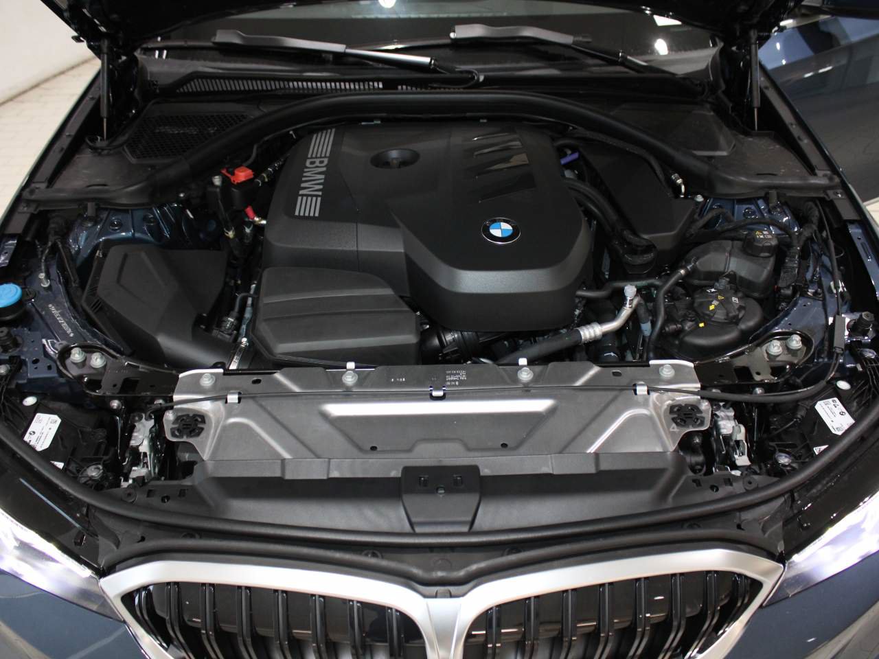 Used 2026 BMW 330i Sedan RWD image 23