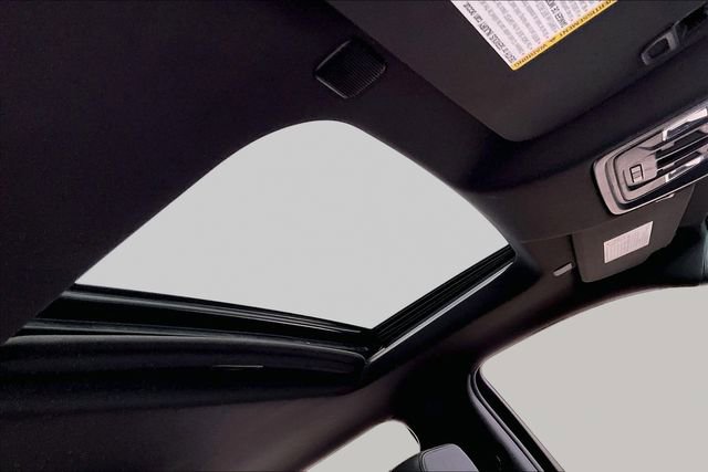 Used 2020 Chevrolet Silverado 3500 High Country w/ Technology Package image 19