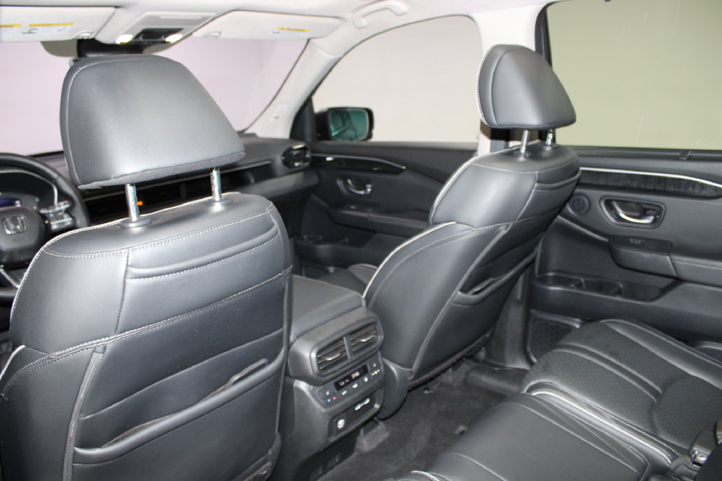 Used 2023 Honda Pilot Elite image 25