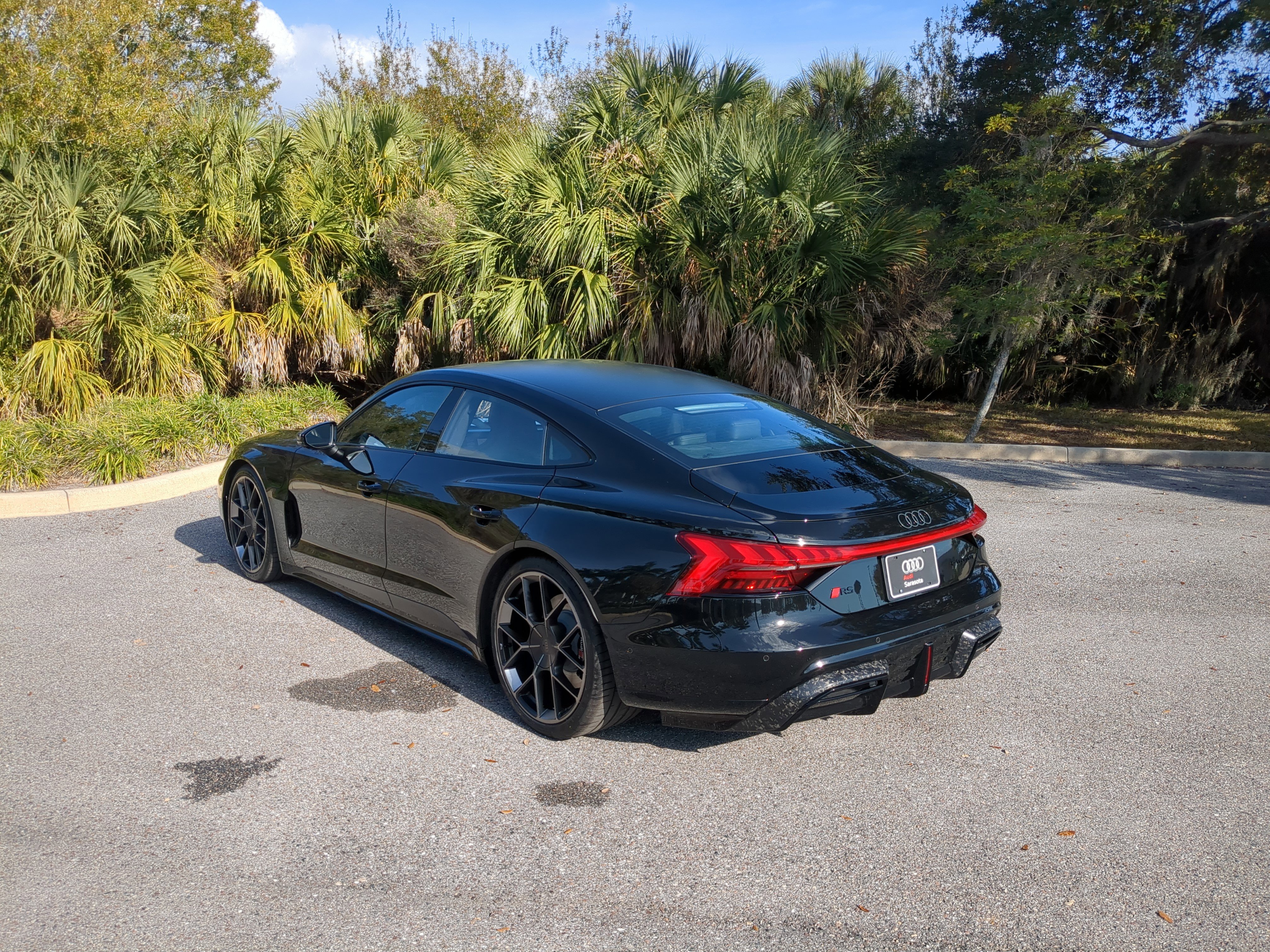 New 2026 Audi RS e-tron GT performance image 6