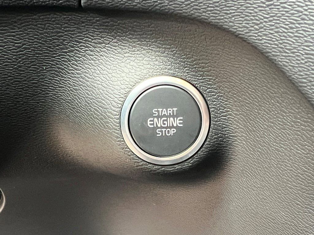 New 2026 Volvo XC40 B5 Ultra w/ Protection Package Premier image 26