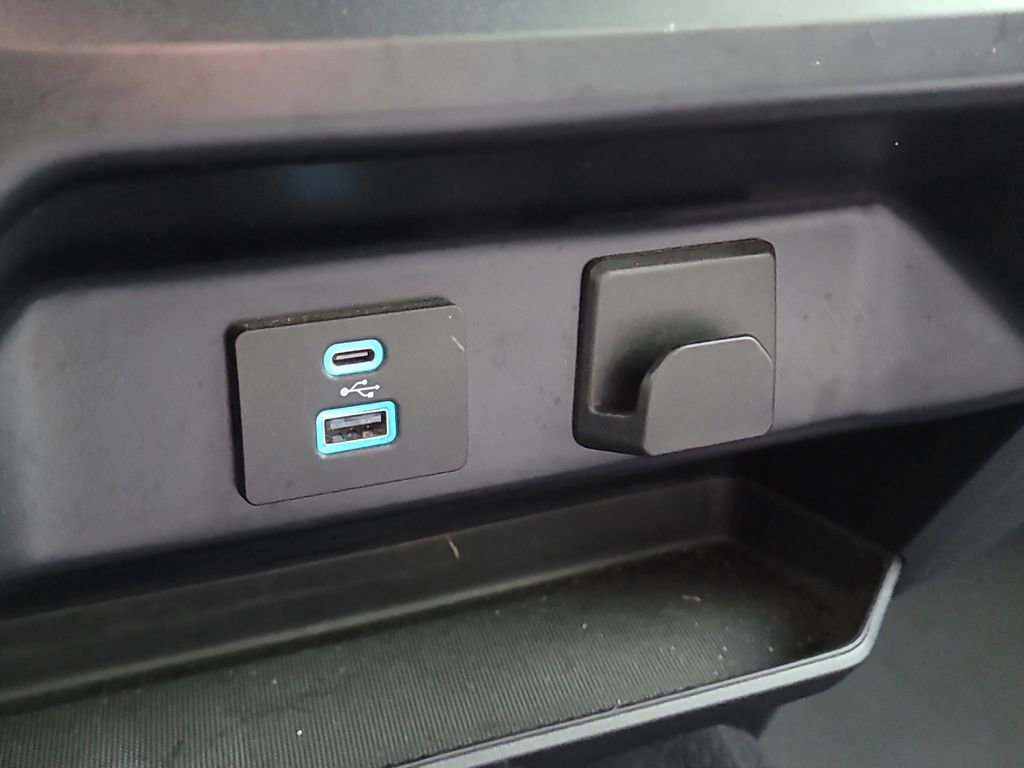 Used 2023 Ford F150 XLT image 22
