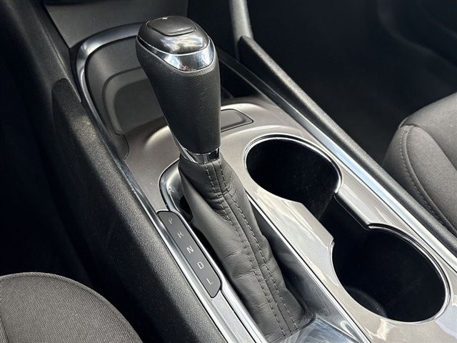 Used 2020 Chevrolet Malibu LT FWD image 15