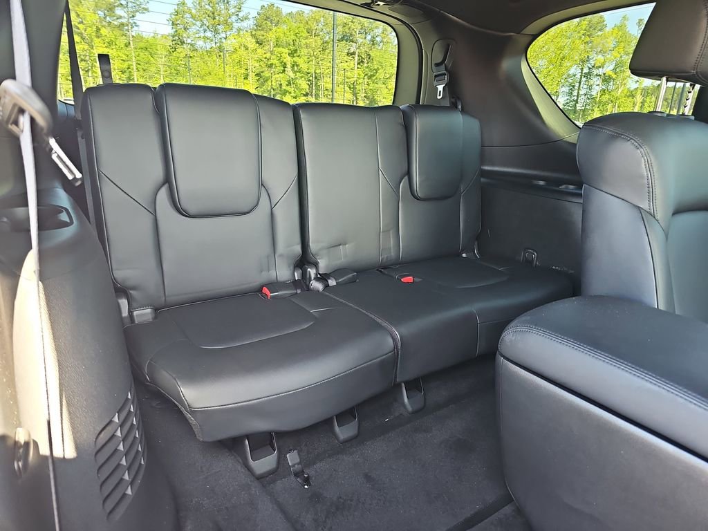 Used 2024 Nissan Armada SL w/ Midnight Edition Package RWD image 16