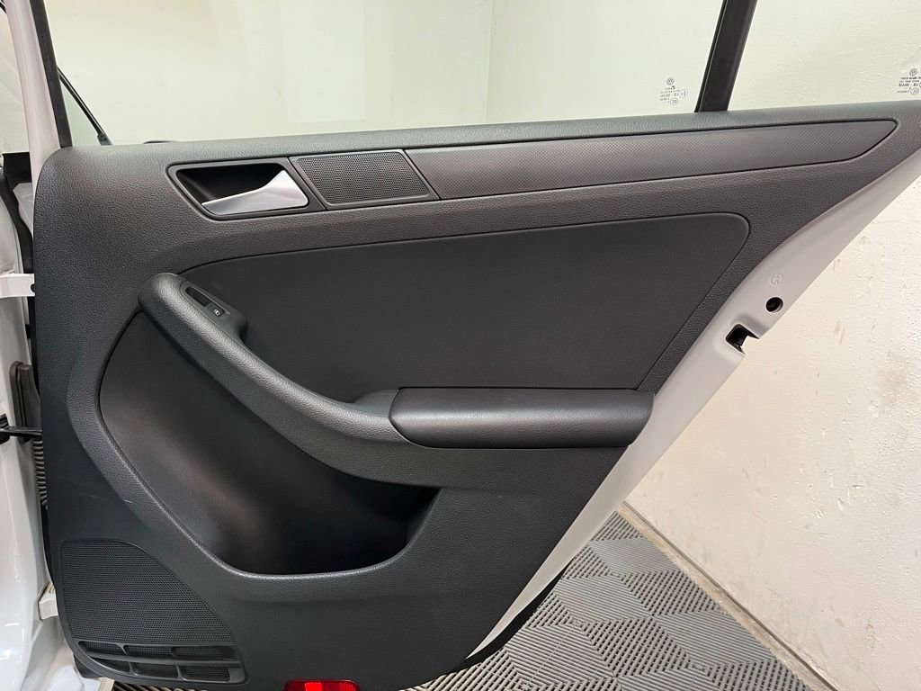 Used 2016 Volkswagen Jetta S FWD image 18