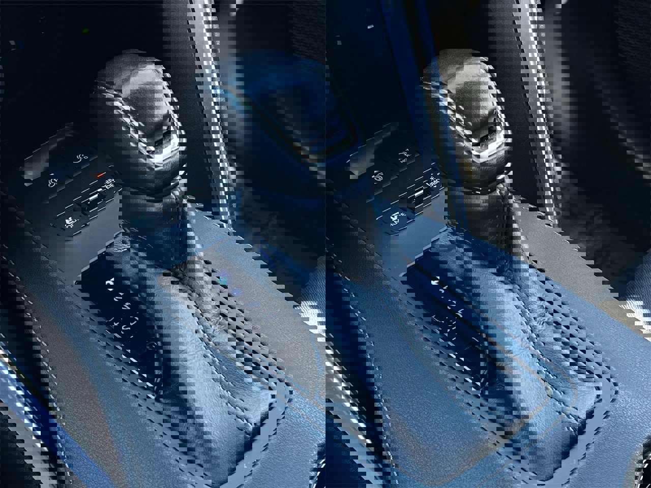 Used 2021 Toyota Venza LE image 17