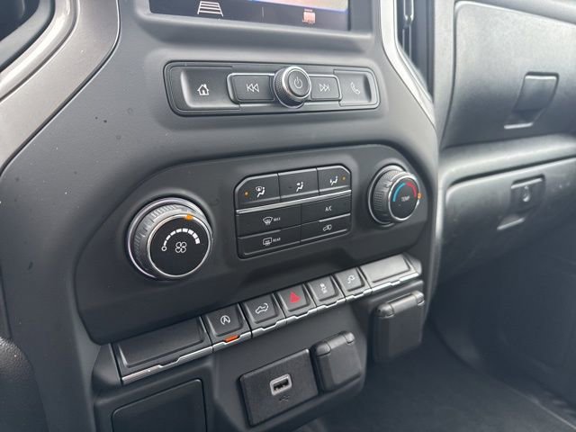 Used 2020 Chevrolet Silverado 1500 Custom w/ Custom Value Package image 36