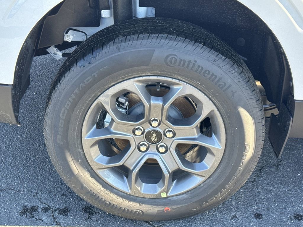 New 2026 Ford Maverick XLT image 17