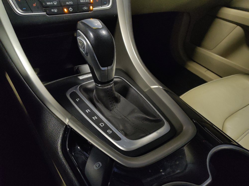Used 2016 Ford Fusion SE w/ Equipment Group 202A FWD image 26