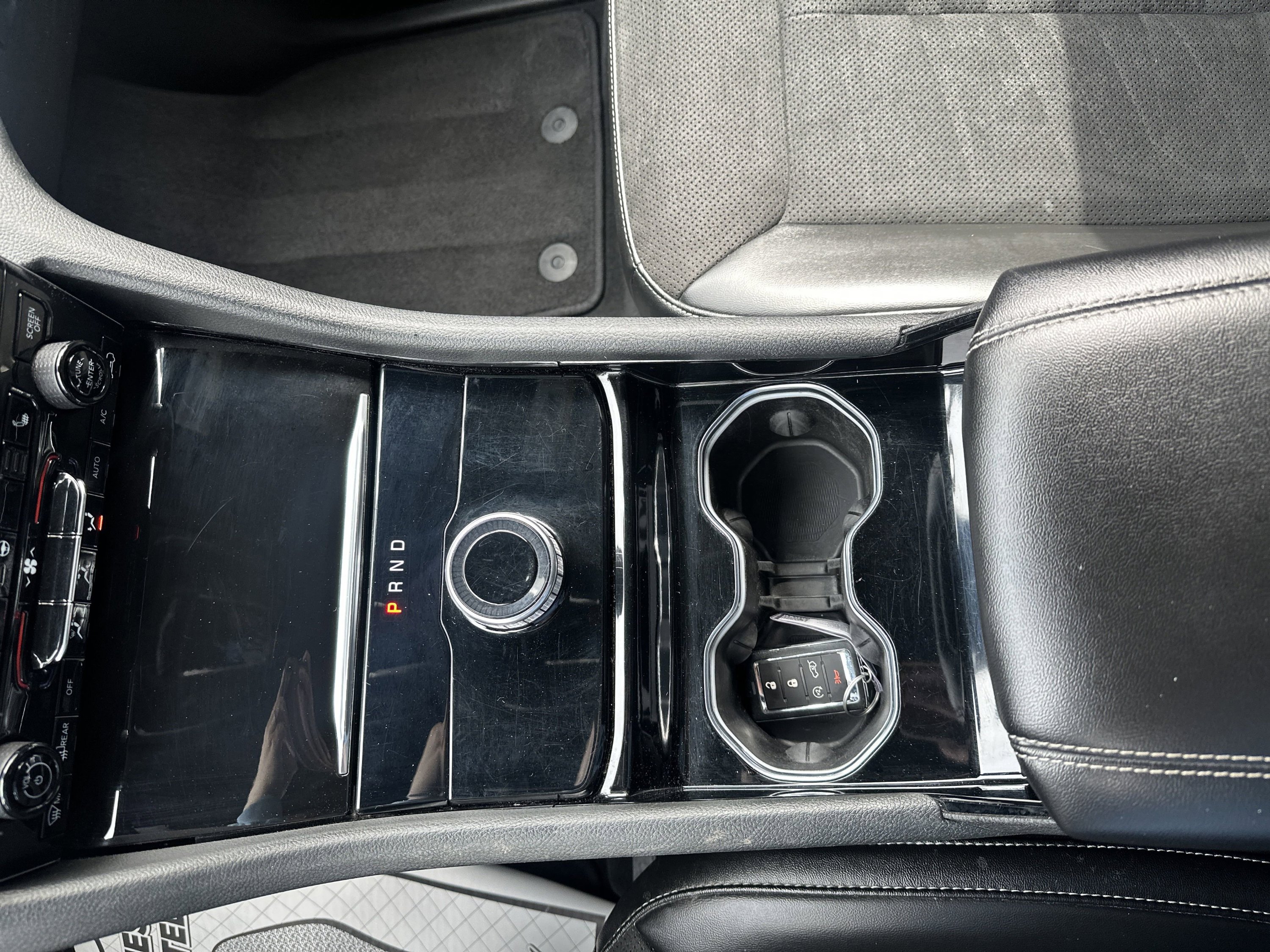 Used 2023 Jeep Grand Cherokee Altitude image 18