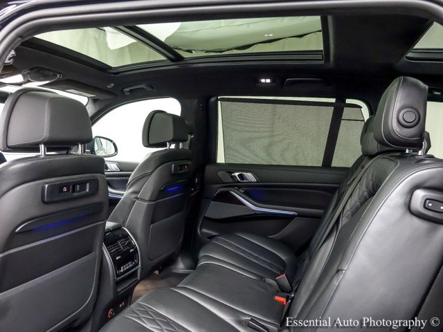Used 2020 BMW X7 xDrive40i w/ M Sport Package AWD/4WD image 15