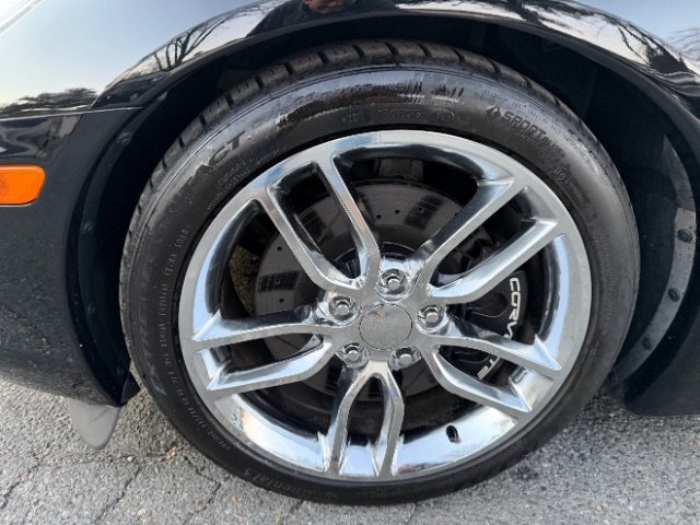 Used 2006 Chevrolet Corvette Convertible w/ Preferred Equipment Group image 9