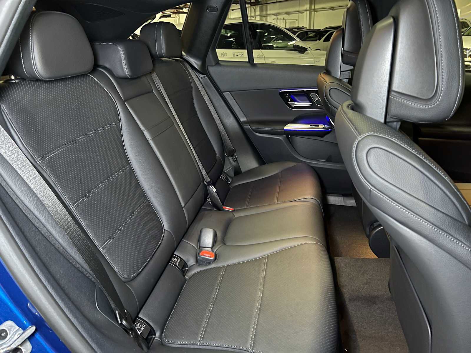 New 2025 Mercedes-Benz GLC 300 4MATIC image 12