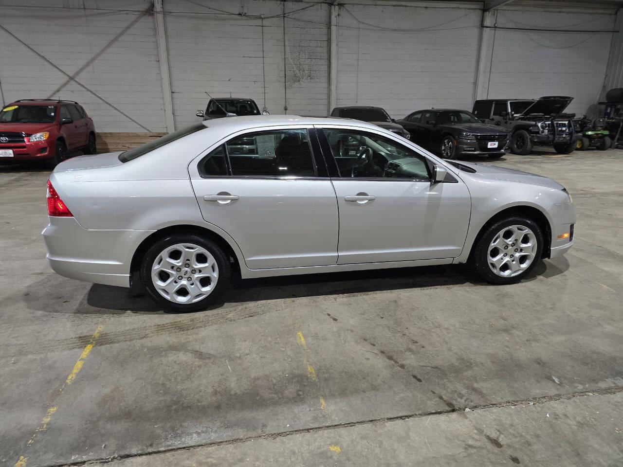 Used 2011 Ford Fusion SE w/ 202A Rapid Spec Order Code image 18