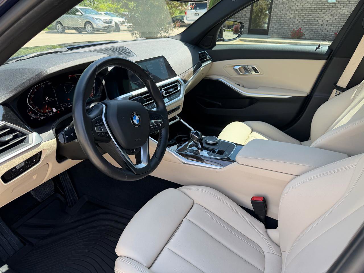 Used 2020 BMW 330i xDrive Sedan w/ Convenience Package AWD/4WD image 10