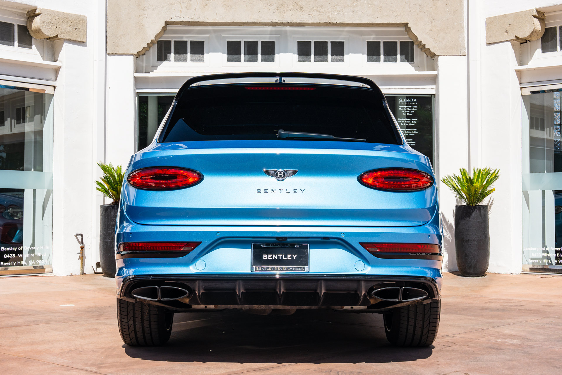 Used 2023 Bentley Bentayga AWD/4WD image 20