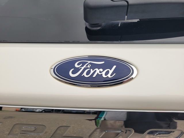 Certified 2022 Ford Explorer XLT image 7