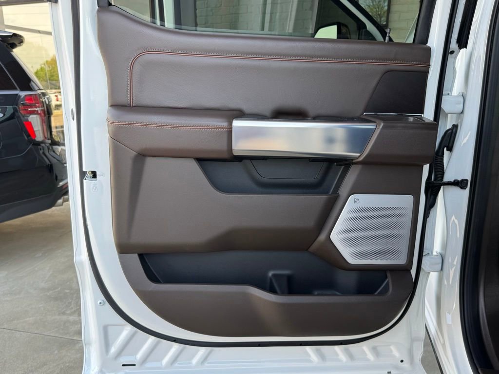 Used 2025 Ford F250 King Ranch w/ Chrome Package image 41