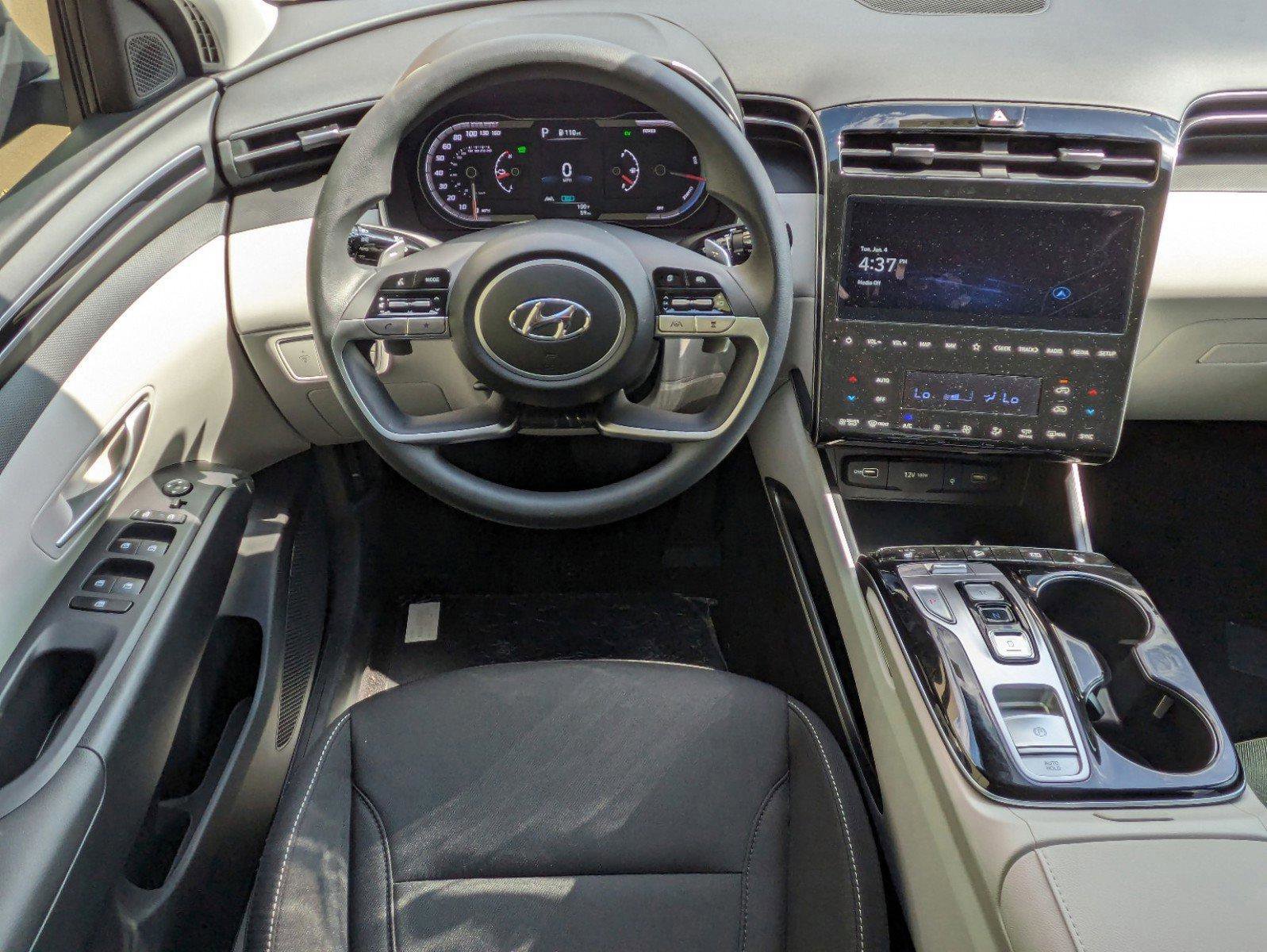 Used 2024 Hyundai Tucson Blue image 12