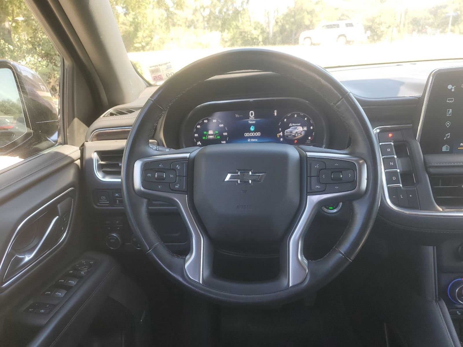 Used 2023 Chevrolet Tahoe Z71 w/ Luxury Package image 11