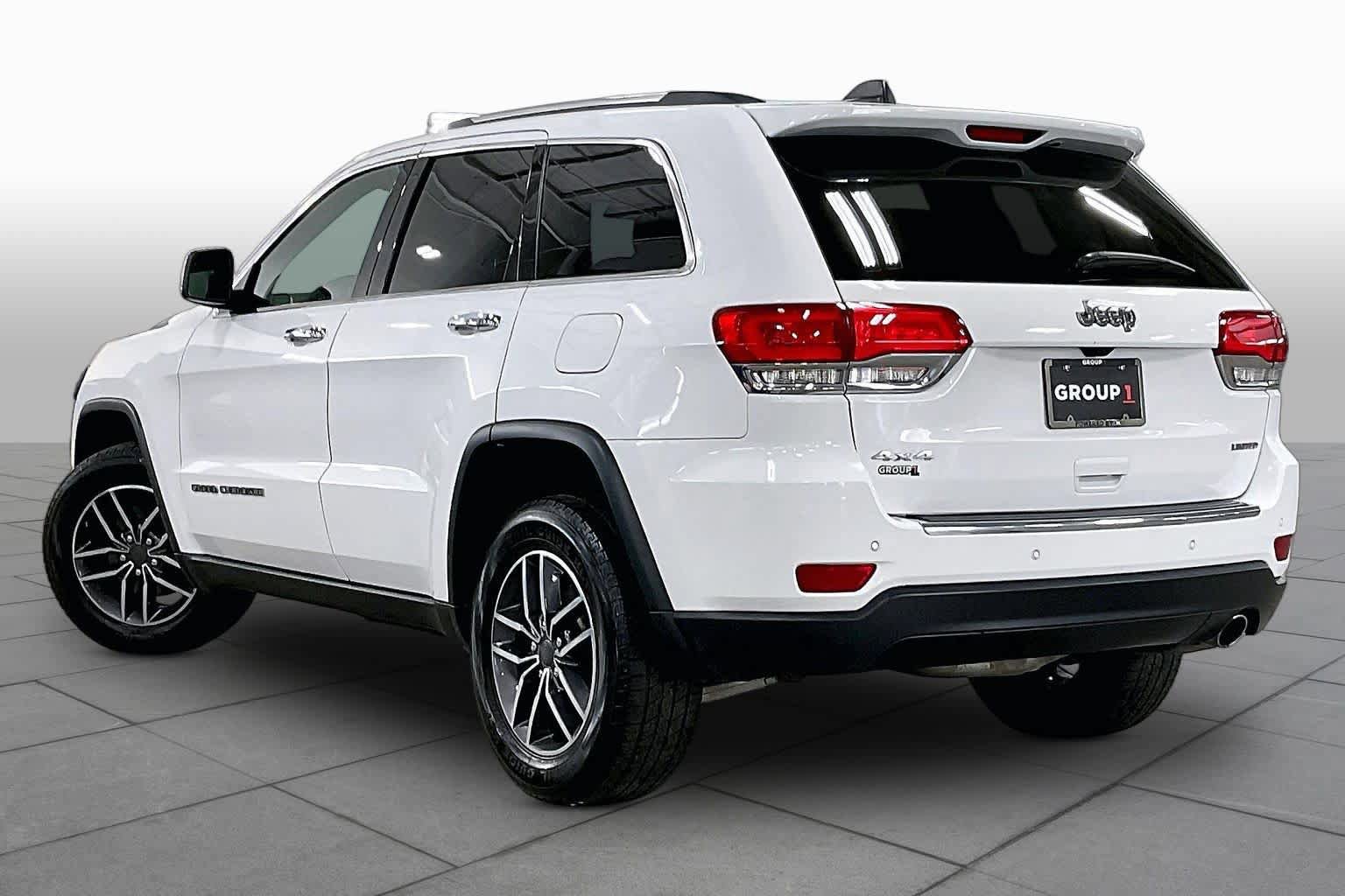 Used 2019 Jeep Grand Cherokee Limited AWD/4WD image 12