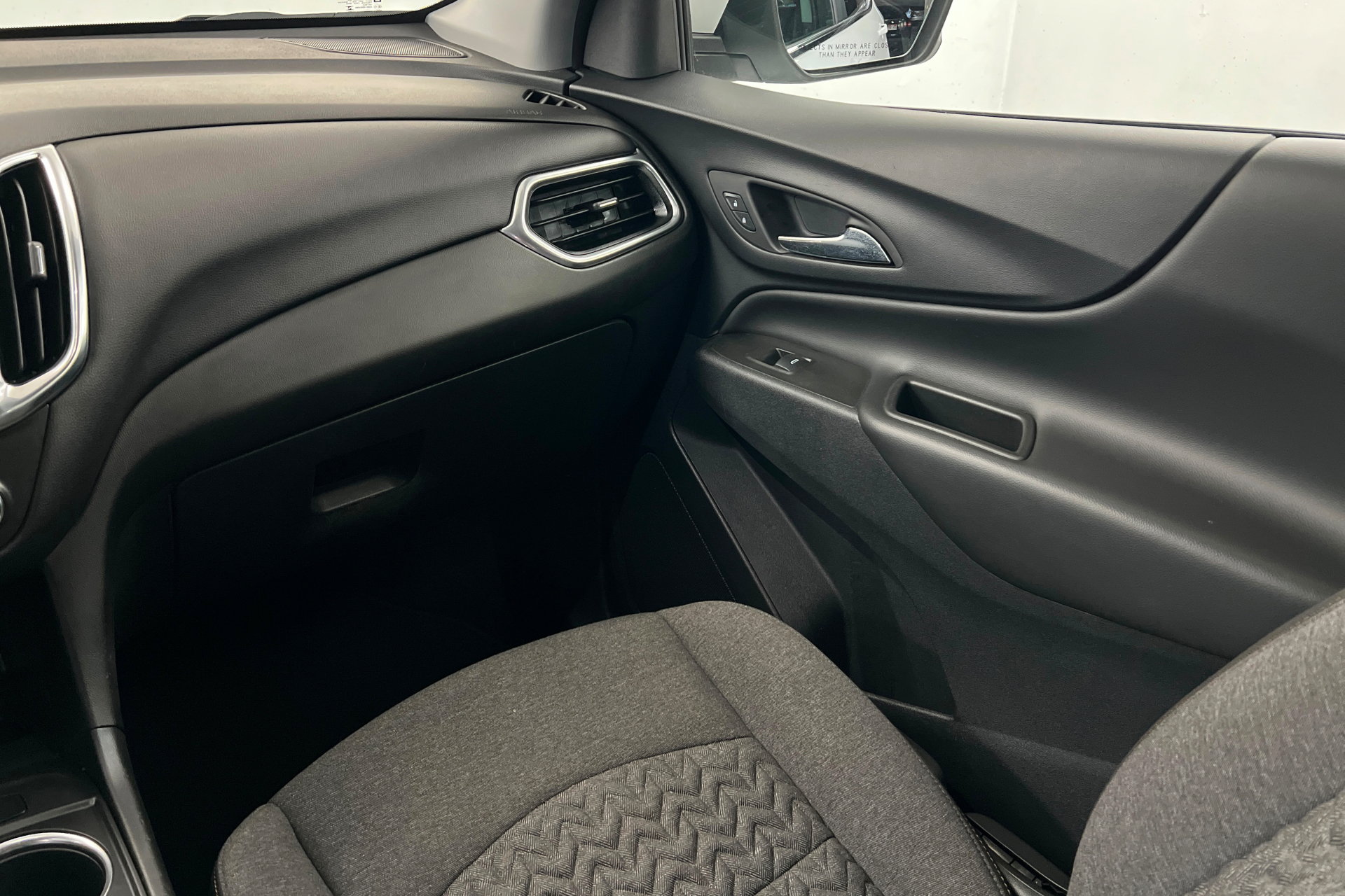 Used 2024 Chevrolet Equinox LT AWD/4WD image 10