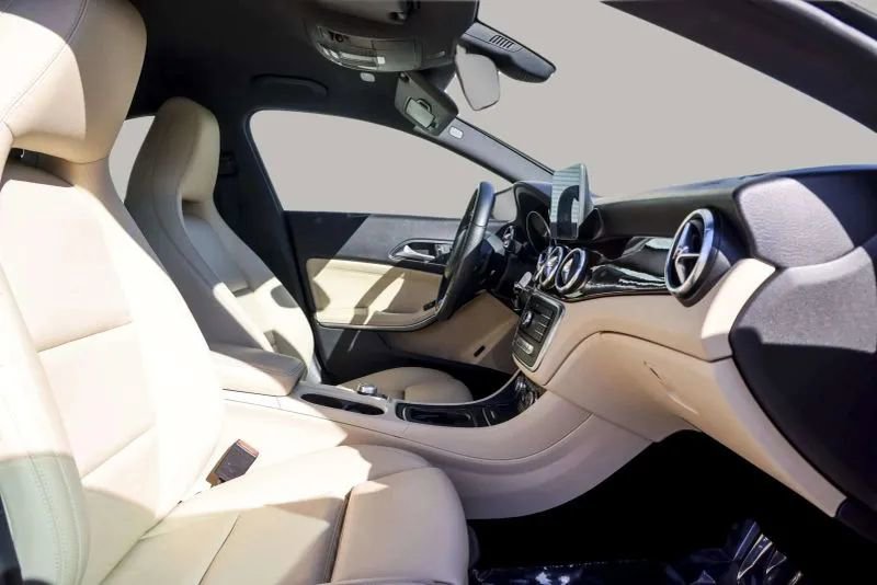 Used 2019 Mercedes-Benz CLA 250 image 34