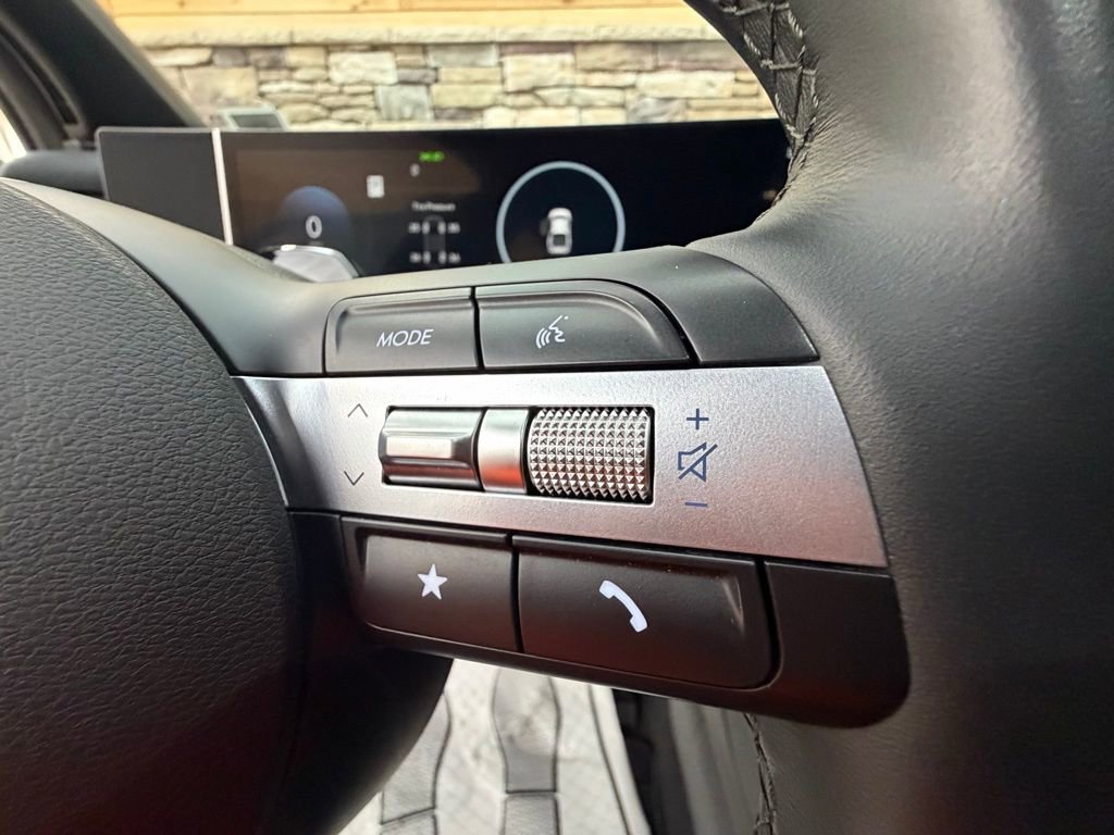 Used 2025 Hyundai Santa Cruz XRT image 24